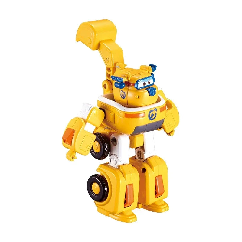 Auldey Official Super Wings Q Bao Police Transforming Robot Action Figure with Rescue Fire Truck Toy